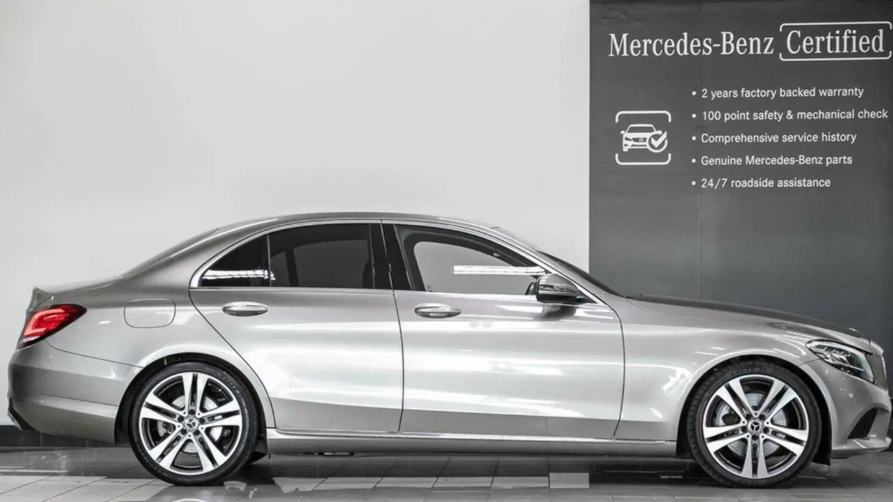 mercedes-c300-img-002
